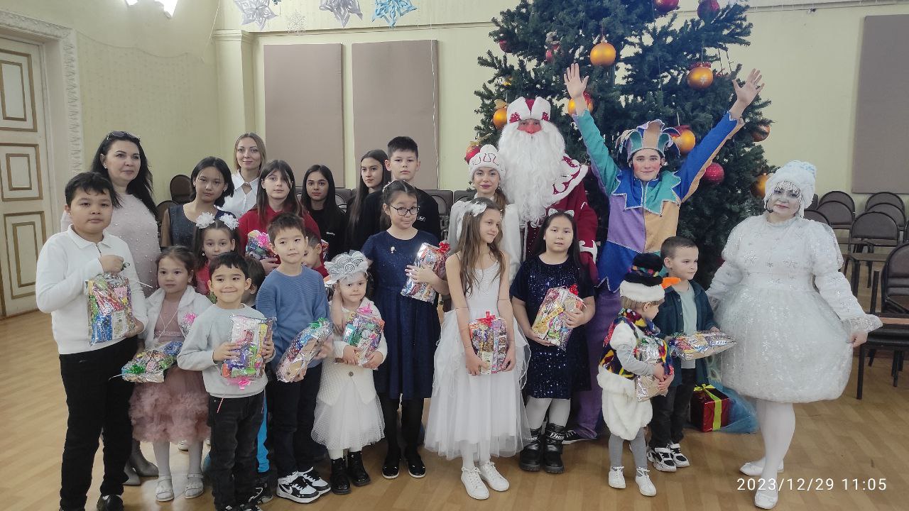 Новогодняя сказка для детей Ленинского района
